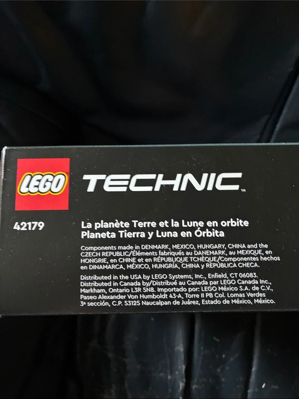 LEGO Technic Planet Earth & Moon Orbital Model - Blue, Yellow, Red, White, Black